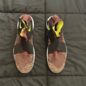 Nike Slip-On Flyknit Sneakers – Multicolor